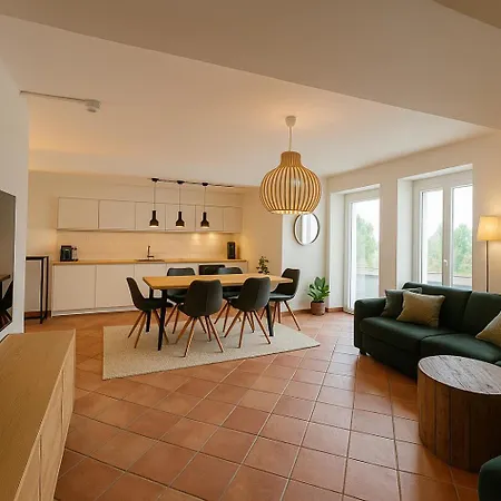 Annelies Aparthotel