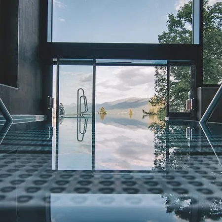 Aparthotel Chalet Annelies Ramsau Am Dachstein 4*