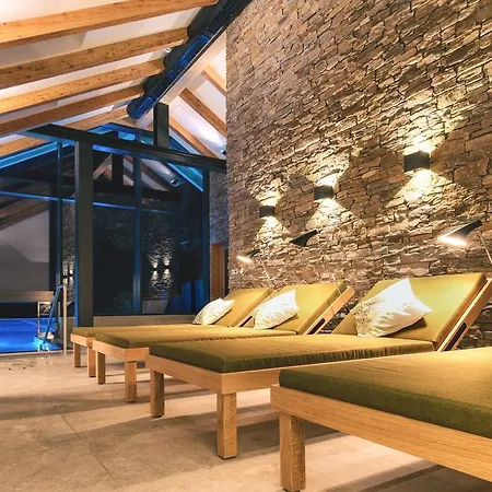 Aparthotel Chalet Annelies Ramsau Am Dachstein 4*